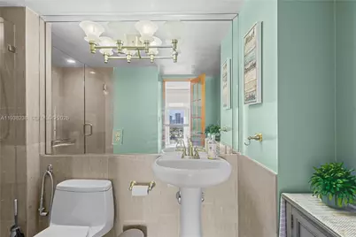 3675 N Country Club Dr #2404, Aventura, FL 33180 - Photo 33