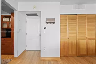 3675 N Country Club Dr, Aventura, FL 33180 - Photo 9