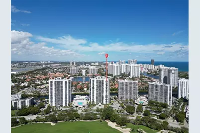 3675 N Country Club Dr #2404, Aventura, FL 33180 - Photo 41