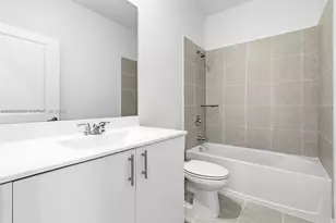 2705 SE 25th Ave, Homestead, FL 33035 - Photo 7