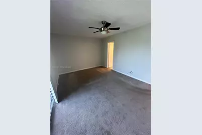 118 Brighton C #118, Boca Raton, FL 33434 - Photo 9