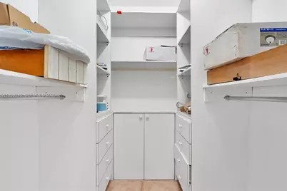 6039 Collins Ave #1104, Miami Beach, FL 33140 - Photo 21