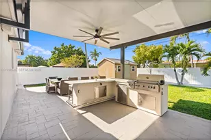 3330 SW 105th Ave, Miami, FL 33165 - Photo 67