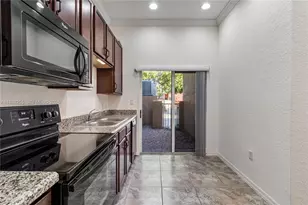 2332 SE 16th Pl, Homestead, FL 33035 - Photo 9