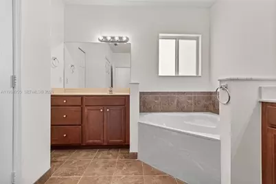 2332 SE 16th Pl #2332, Homestead, FL 33035 - Photo 23