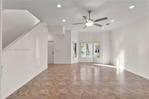 2332 SE 16th Pl, Homestead, FL 33035 - Photo 7