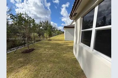 2256 SE 30 St #2256, Homestead, FL 33035 - Photo 13