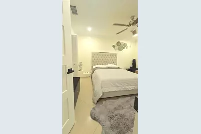 9600 NW 15th Ct, Pembroke Pines, FL 33024 - Photo 13