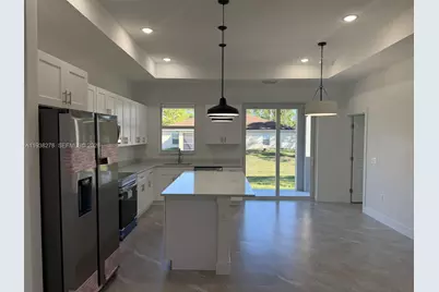 193 Castle Ave, Lehigh Acres, FL 33974 - Photo 9