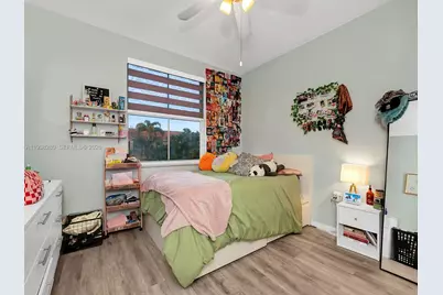 13564 NW 7th St, Pembroke Pines, FL 33028 - Photo 19