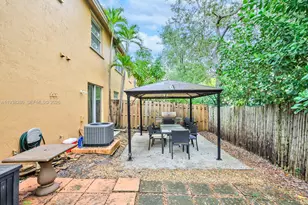 13564 NW 7th St, Pembroke Pines, FL 33028 - Photo 27