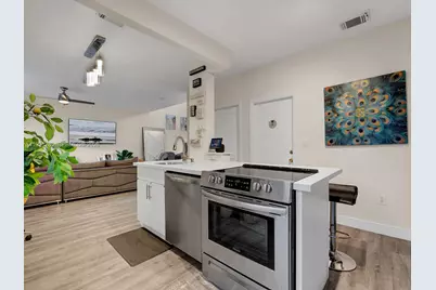 13564 NW 7th St, Pembroke Pines, FL 33028 - Photo 13