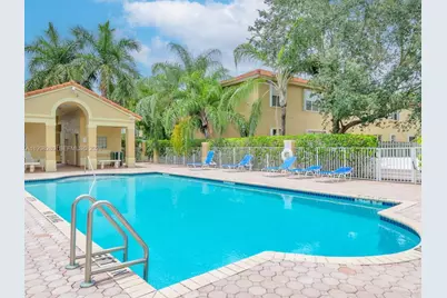 13564 NW 7th St, Pembroke Pines, FL 33028 - Photo 29