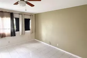 300 NE 14th Ave, Hallandale Beach, FL 33009 - Photo 9