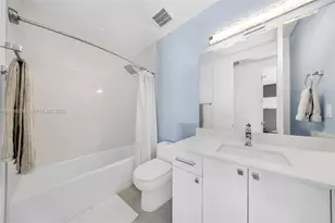 817 NE 17th Way, Fort Lauderdale, FL 33304 - Photo 41