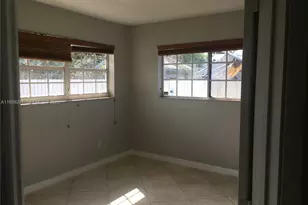 5631 W 10th Ave, Hialeah, FL 33012 - Photo 7