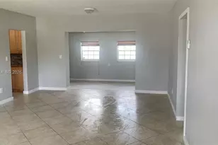 5631 W 10th Ave, Hialeah, FL 33012 - Photo 5