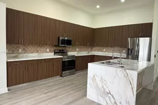 2408 Deer Creek Rd, Weston, FL 33327 - Photo 9