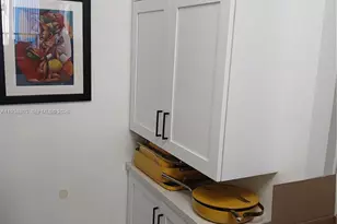 5091 NW 7th St, Miami, FL 33126 - Photo 13