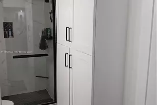 5091 NW 7th St, Miami, FL 33126 - Photo 17