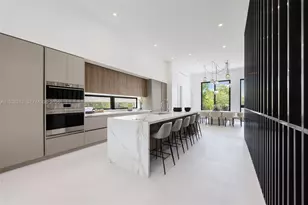 92 SW 28th Rd, Miami, FL 33129 - Photo 5