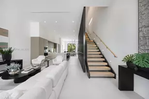 92 SW 28th Rd, Miami, FL 33129 - Photo 11