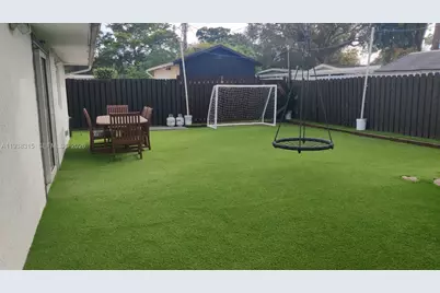 6620 Custer St, Hollywood, FL 33024 - Photo 37