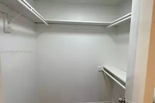 401 Golden Isles Dr, Hallandale Beach, FL 33009 - Photo 21