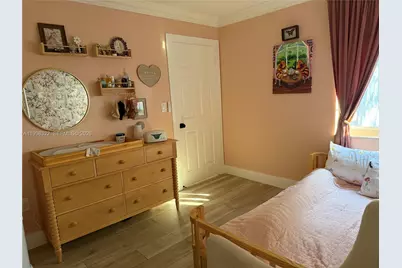 8335 NW 197th Ter, Hialeah, FL 33015 - Photo 37