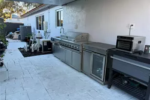 8335 NW 197th Terrace, Hialeah, FL 33015 - Photo 25