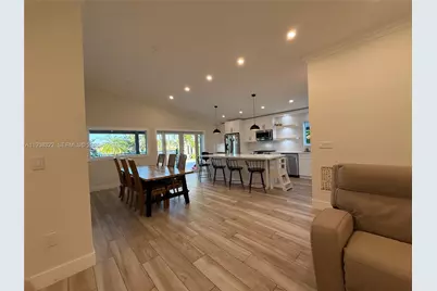 8335 NW 197th Ter, Hialeah, FL 33015 - Photo 5