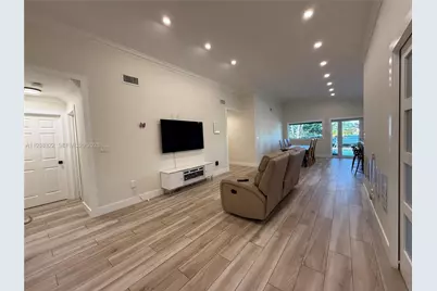 8335 NW 197th Ter, Hialeah, FL 33015 - Photo 3