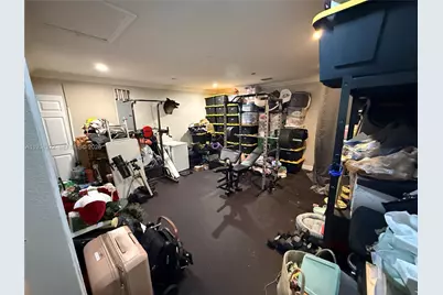 8335 NW 197th Ter, Hialeah, FL 33015 - Photo 51