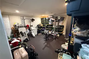 8335 NW 197th Terrace, Hialeah, FL 33015 - Photo 51