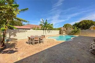 8935 NW 164th St, Miami Lakes, FL 33018 - Photo 29