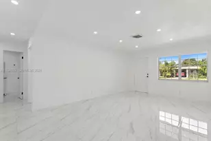 6800 SW 10th Ct, Pembroke Pines, FL 33023 - Photo 5