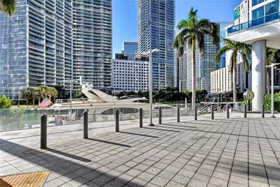 200 Biscayne Boulevard Way #503, Miami, FL 33131 - Photo 39