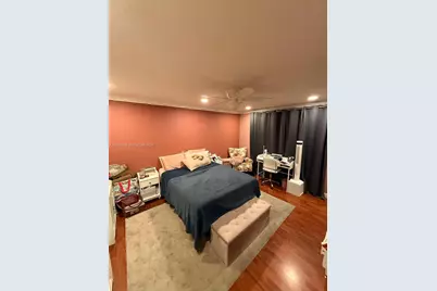 8450 NW 7th St, Pembroke Pines, FL 33024 - Photo 11