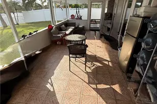 8450 NW 7th St, Pembroke Pines, FL 33024 - Photo 13