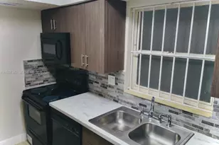 7410 SW 82nd St, Miami, FL 33143 - Photo 17