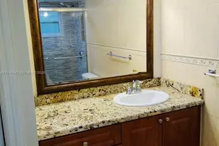7410 SW 82nd St, Miami, FL 33143 - Photo 11