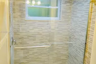 7410 SW 82nd St, Miami, FL 33143 - Photo 9