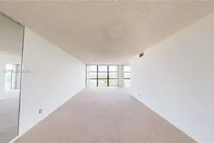 1000 Parkview Dr, Hallandale Beach, FL 33009 - Photo 7