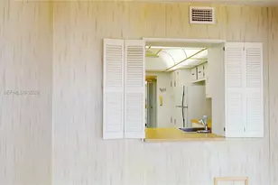 1000 Parkview Dr, Hallandale Beach, FL 33009 - Photo 13