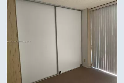 1000 Parkview Dr #1023, Hallandale Beach, FL 33009 - Photo 19