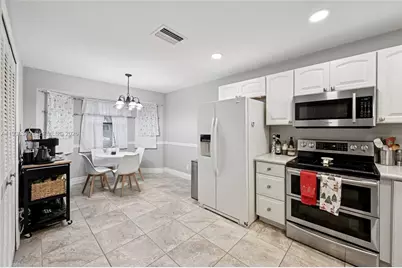 3373 Deer Creek Lake Shore Dr, Deerfield Beach, FL 33442 - Photo 13