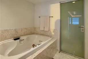 1331 Brickell Bay Dr, Miami, FL 33131 - Photo 9