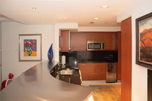 1331 Brickell Bay Dr, Miami, FL 33131 - Photo 3