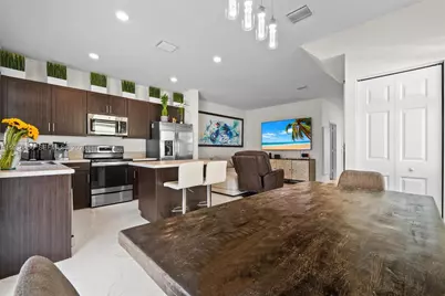 10513 W 32nd Ln, Hialeah, FL 33018 - Photo 15