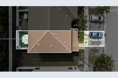 10513 W 32nd Ln, Hialeah, FL 33018 - Photo 33